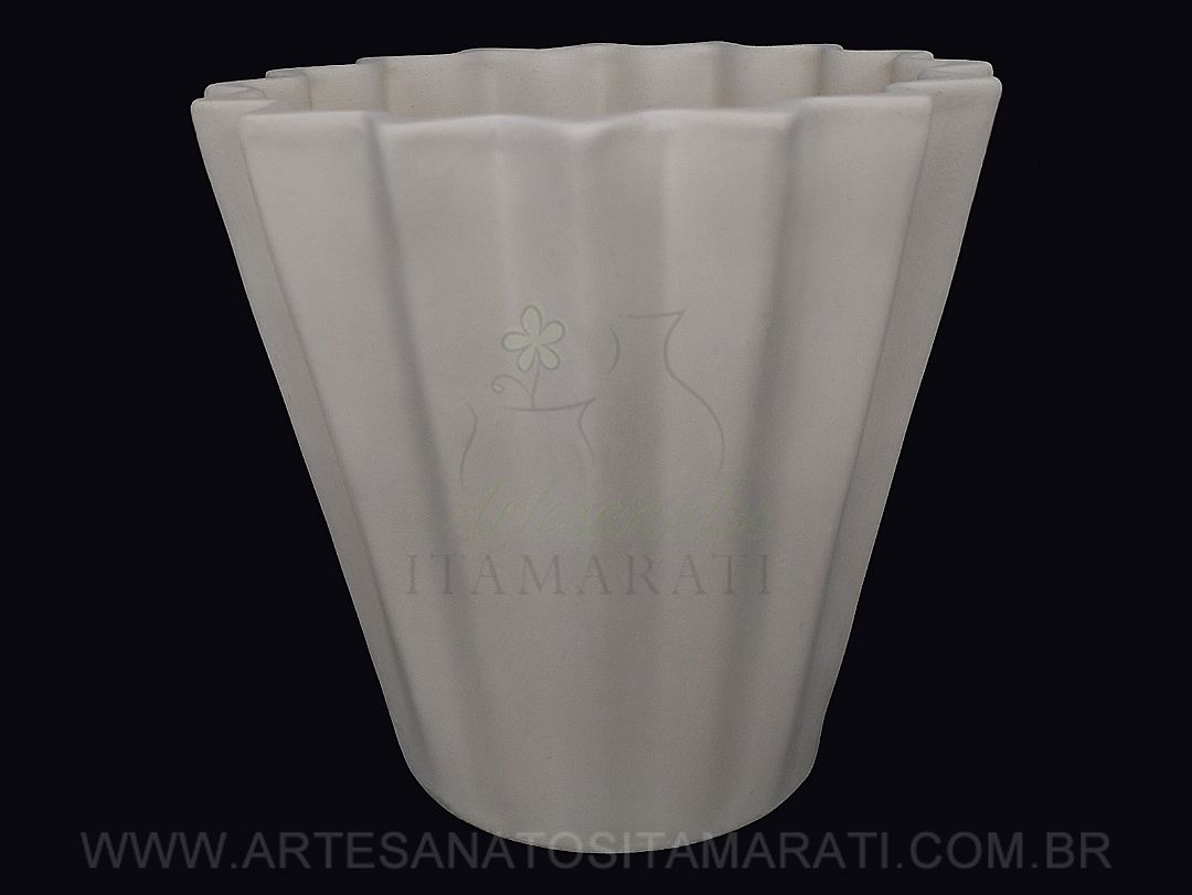 Detalhes do produto Cachepô Triangular